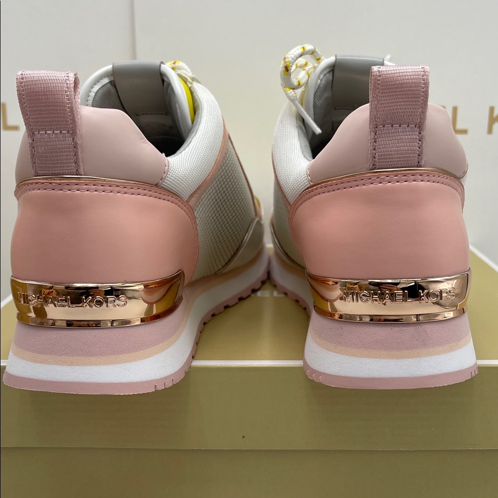 Michael Kors MADDY TRAINER
NET MESH
49SOMAFS1D Sneakers Athletic Optic White - Picture 13 of 16